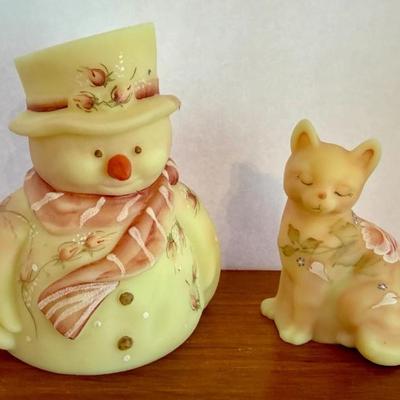 Fenton Burmese Snowman Fairy Lamp and Cat Figurine 