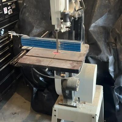 Delta Band Saw Type 1