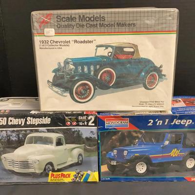Model Car Kits Featuring 1932 Chevrolet Roadster