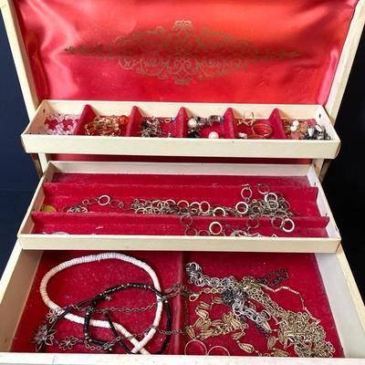 Vintage Jewelry Box and Costume Jewelry (Lot 1) 