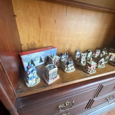 Sale Photo Thumbnail #54