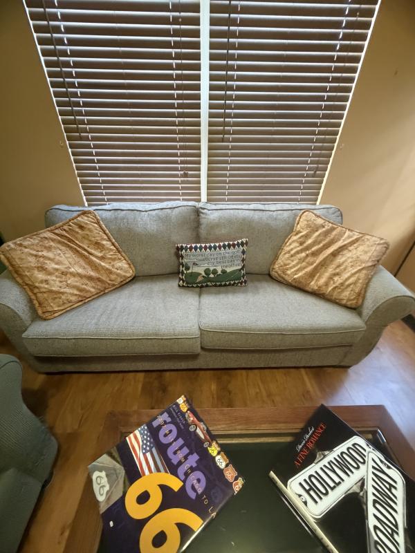 Sale Photo Thumbnail #146