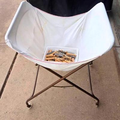 Collapsible Laundry Cart 