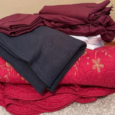 Mixed Luxurious Bed Set