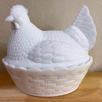 Vintage Milk Glass Lidded Hen Jar