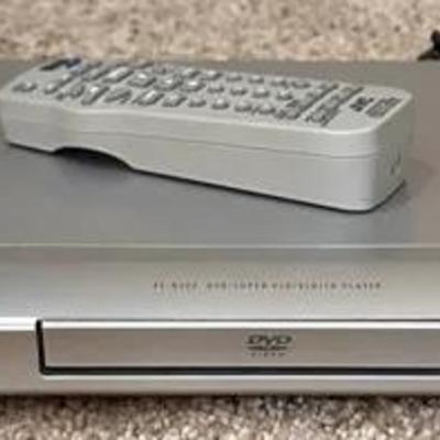 "JVC" XV-N322 DVD/ Super VCD /VCD /CD Player 