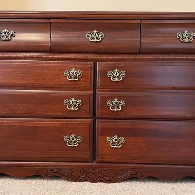 7 Drawer Tradition Style Dresser
