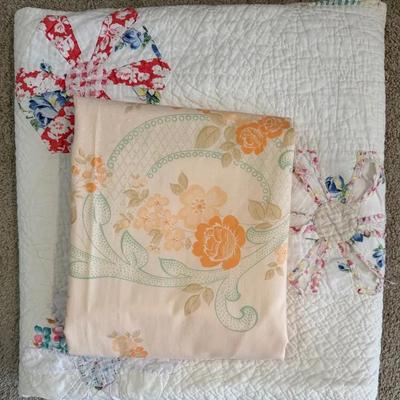 Dresden Plate Quilt and Top Sheet 