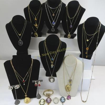 Sale Photo Thumbnail #357