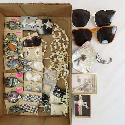 Sale Photo Thumbnail #327