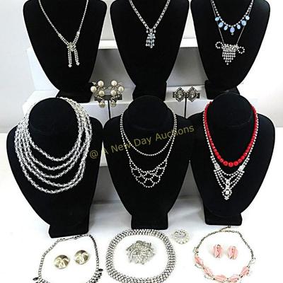 Sale Photo Thumbnail #343