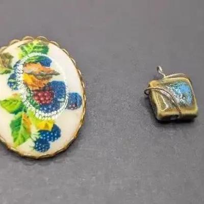 Pendant In Glass With Wire And West Germany Fruit Porcelain Brooch