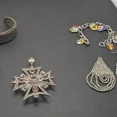 Sophie Blake Bangle, Vintage Travel Charm Bracelet Plus