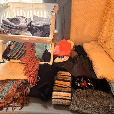 Sale Photo Thumbnail #99