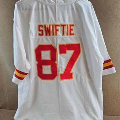 Sale Photo Thumbnail #331