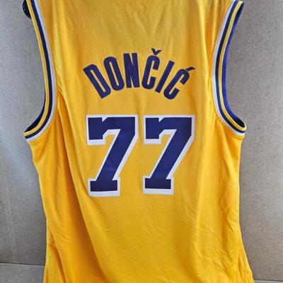 Sale Photo Thumbnail #318