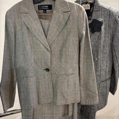 Women’s pant suits  Size 8 