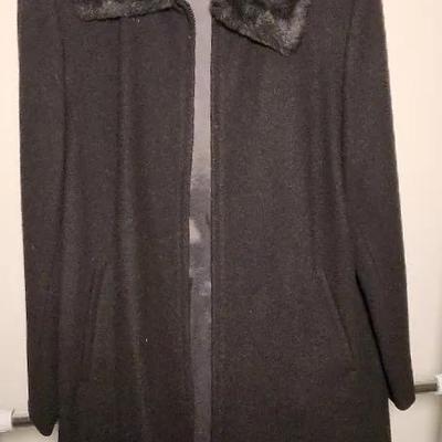 Zipped Black Wool Coat