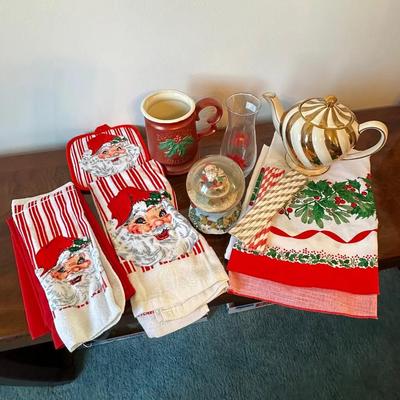 Assorted Christmas Items