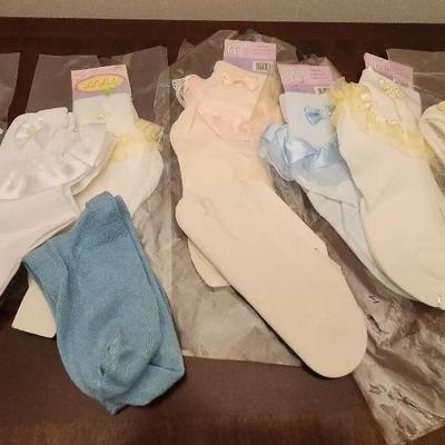 Girl's Ruffled Socks