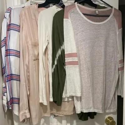Casual Tops- Large