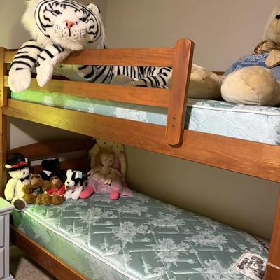 Sale Photo Thumbnail #296