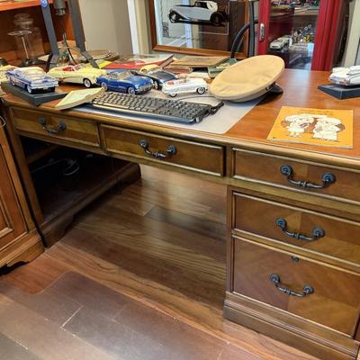 Sale Photo Thumbnail #15