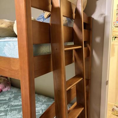 Sale Photo Thumbnail #297