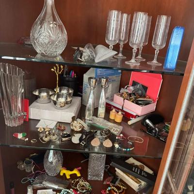 Sale Photo Thumbnail #102