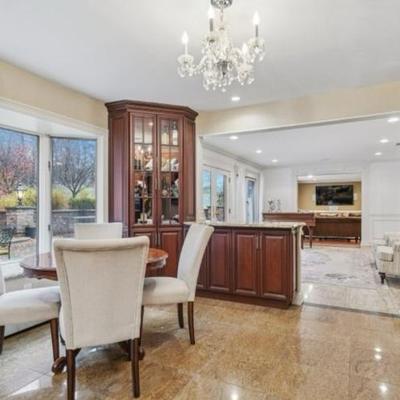 Sale Photo Thumbnail #3