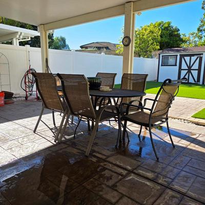 Sale Photo Thumbnail #10: Patio dining table with chairs