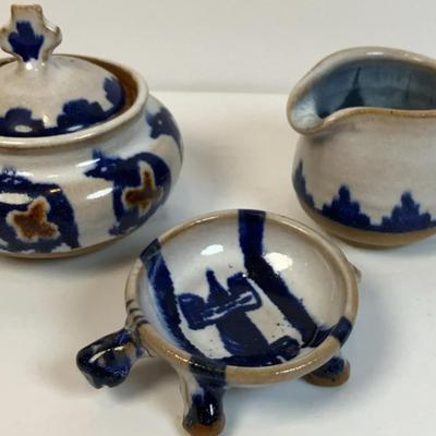 Pottery Sugar and Creamer Set