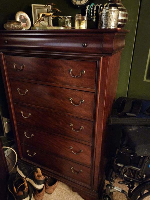 Sale Photo Thumbnail #18