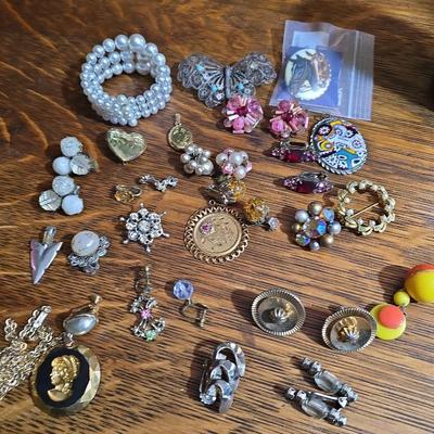 Sale Photo Thumbnail #73