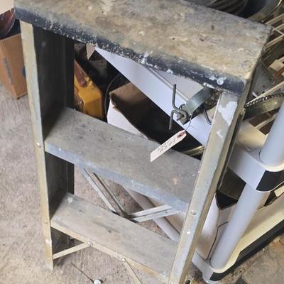 Sale Photo Thumbnail #573