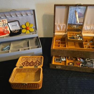 Sale Photo Thumbnail #356