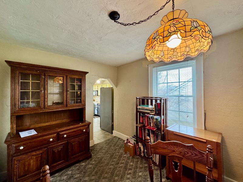 Sale Photo Thumbnail #16