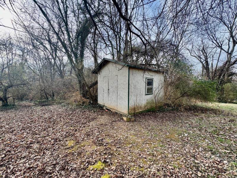 Sale Photo Thumbnail #10