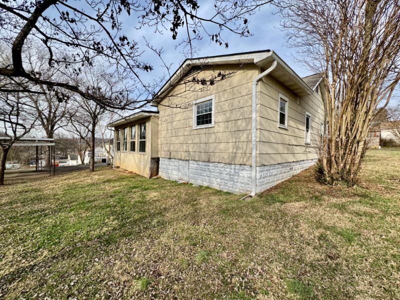 Sale Photo Thumbnail #7