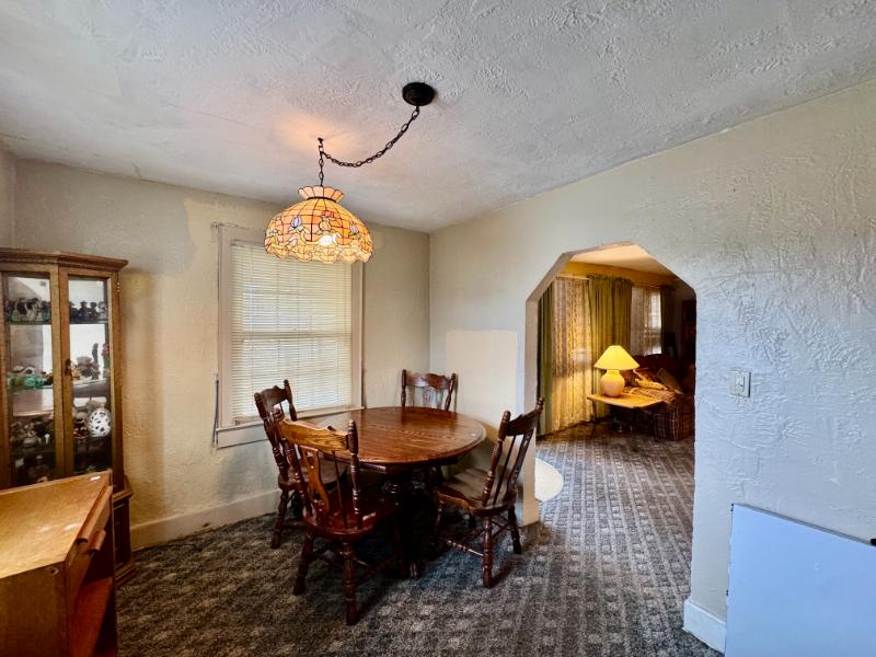 Sale Photo Thumbnail #17