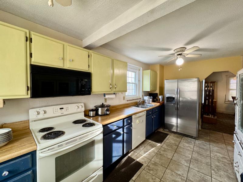 Sale Photo Thumbnail #19