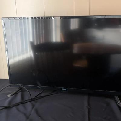 33” Onn Tv