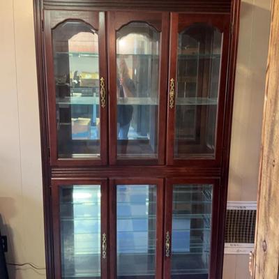 Display Cabinet 