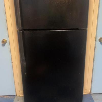 GE Refrigerator 
