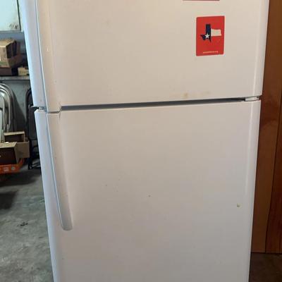 Frigidaire Refrigerator 