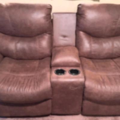 Signature Design By Ashley Reclining Sofa 