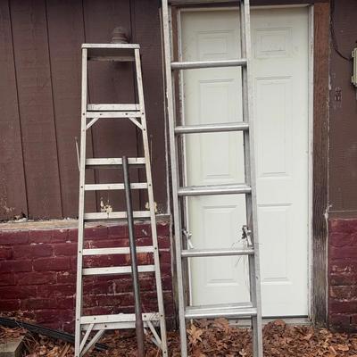 2 Ladders And Shovel 