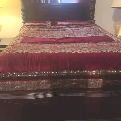 Full Size Poster Bed