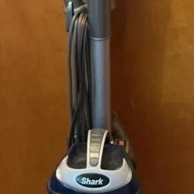 Shark Navigator Lift Away Upright Vacuum