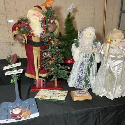 Christmas Decor and Figurines